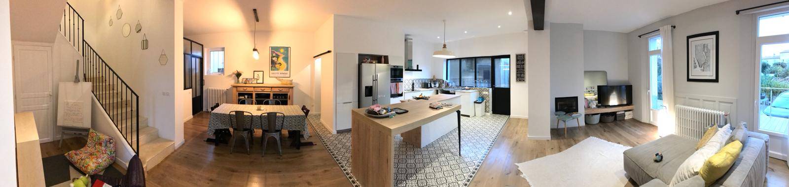 Maison de ville avec parking et jardin