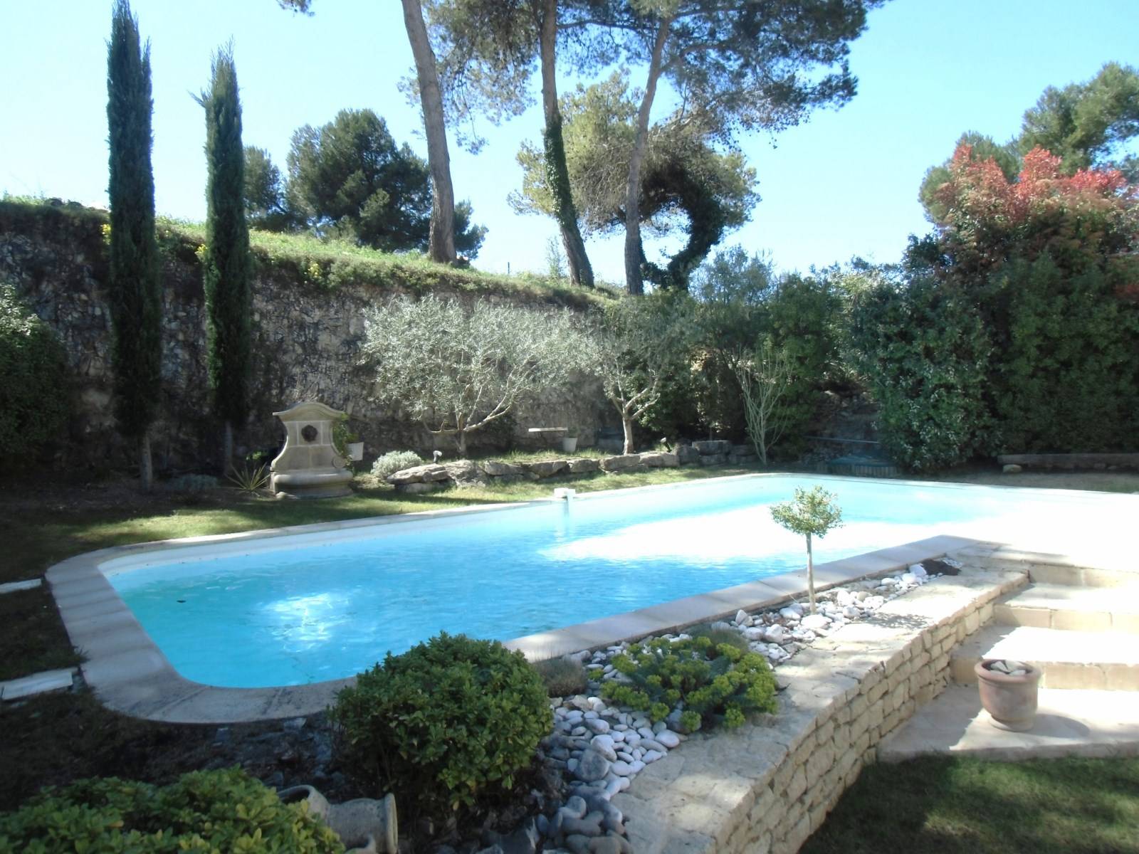 Golf de Pont Royal en Provence villa 4 chambres avec piscine dans un domaine sécurisé